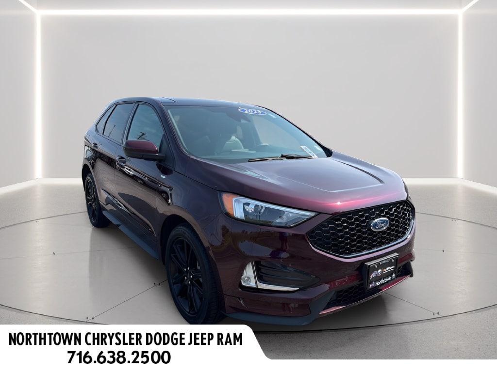 2023 Ford Edge