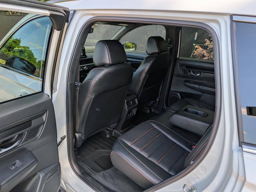 2024 Honda CR-V Sport-L - Photo 23