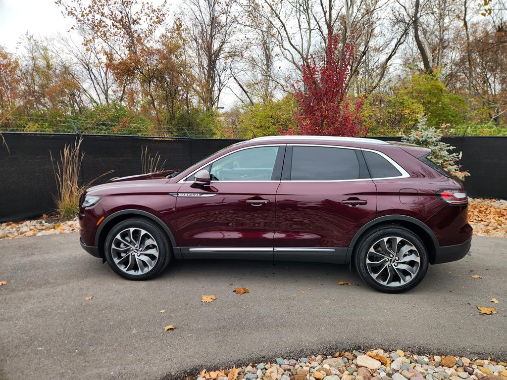 Used 2021 Lincoln Nautilus Reserve with VIN 2LMPJ8K97MBL11841 for sale in Kansas City