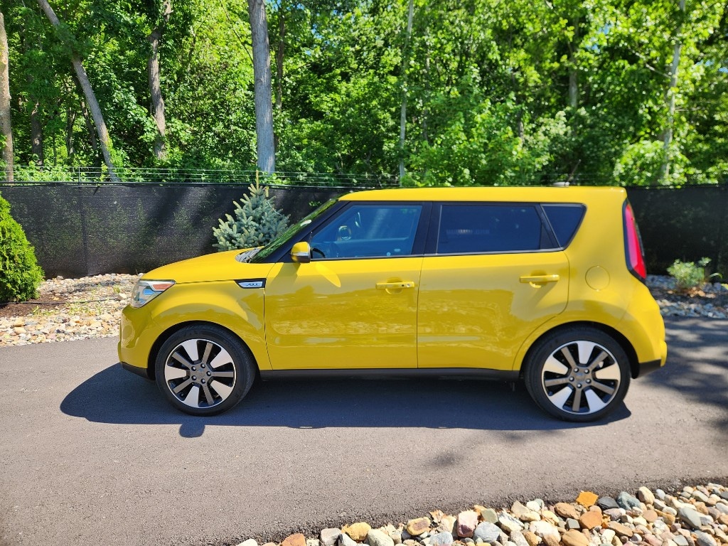 Used 2015 Kia Soul Base with VIN KNDJX3A51F7184876 for sale in Kansas City