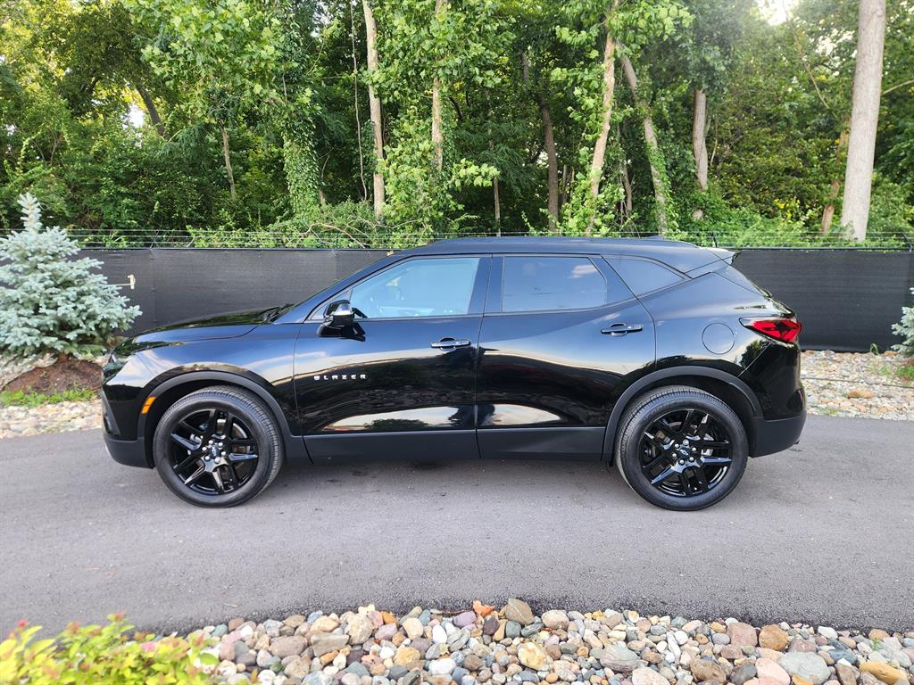 Used 2020 Chevrolet Blazer 2LT with VIN 3GNKBHRS6LS624234 for sale in Kansas City