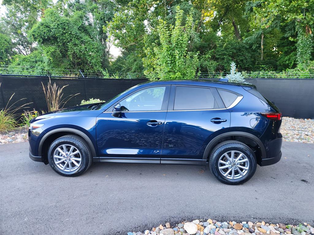 2023 Mazda CX-5 2.5 Select photo 2