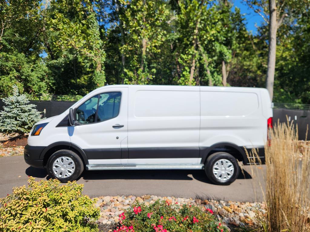 2023 Ford Transit Cargo Van photo 2