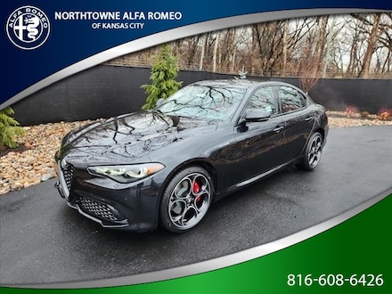 2024 Alfa Romeo Giulia VELOCE AWD Sedan