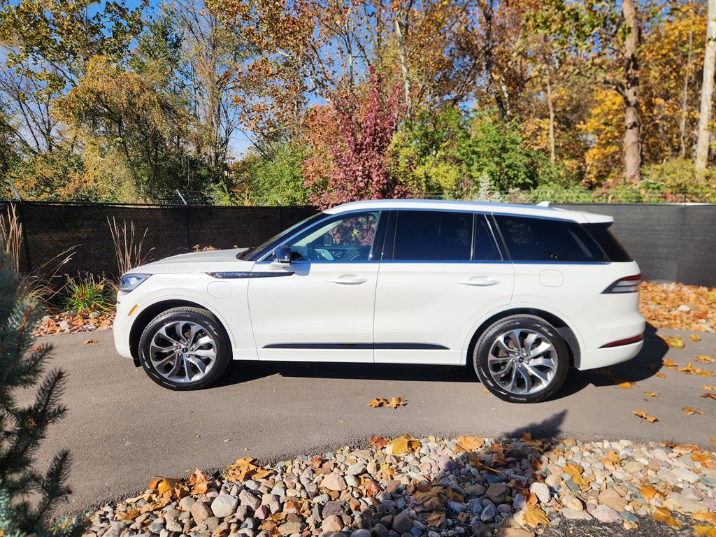 Used 2023 Lincoln Aviator Grand Touring with VIN 5LMYJ8XY9PNL03343 for sale in Kansas City, MO
