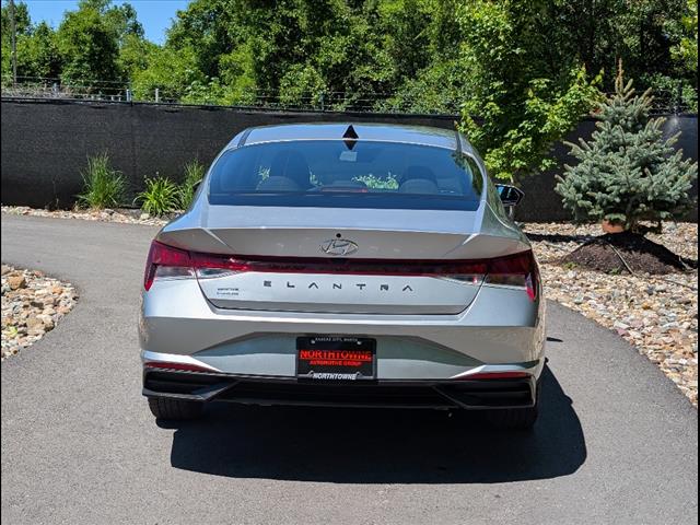 Used 2021 Hyundai Elantra SEL with VIN 5NPLM4AG1MH031660 for sale in Kansas City