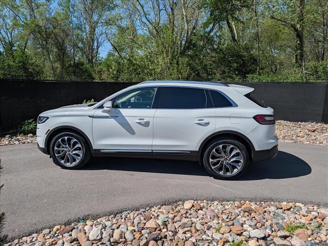 Used 2022 Lincoln Nautilus Reserve with VIN 2LMPJ8K91NBL27034 for sale in Kansas City