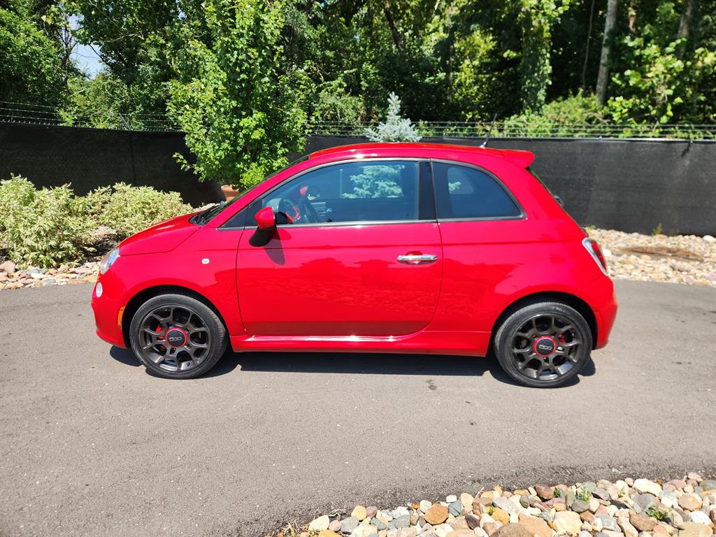 Used 2015 FIAT 500 Sport with VIN 3C3CFFBR2FT594715 for sale in Kansas City, MO