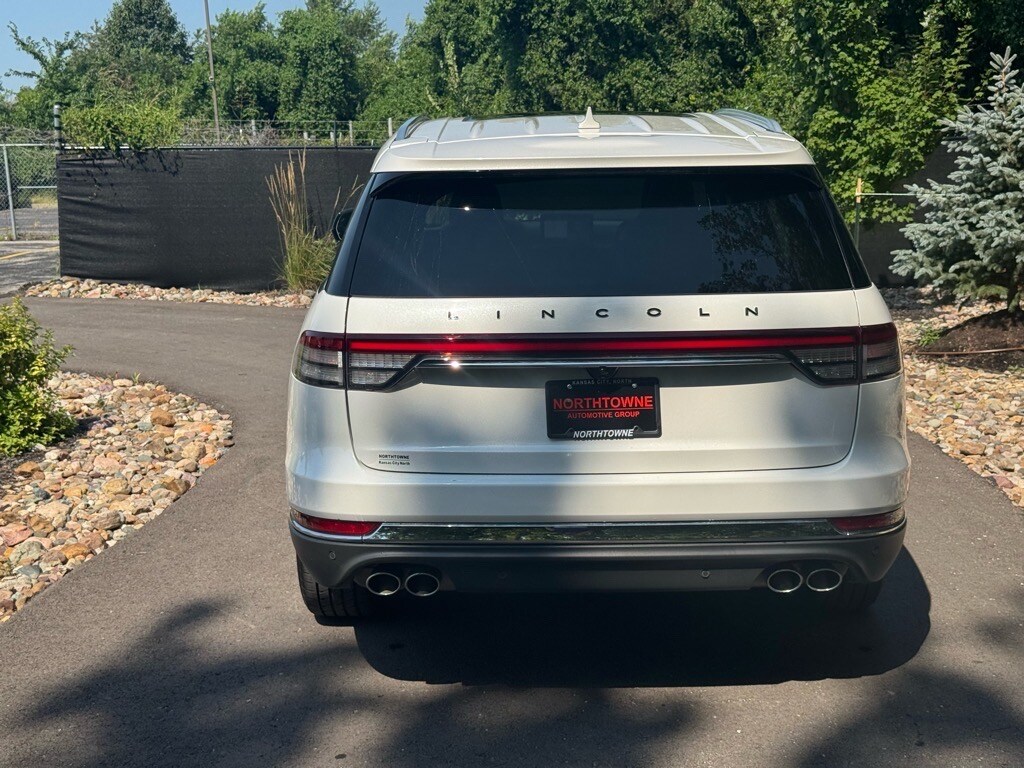 2020 Lincoln Aviator Reserve photo 4