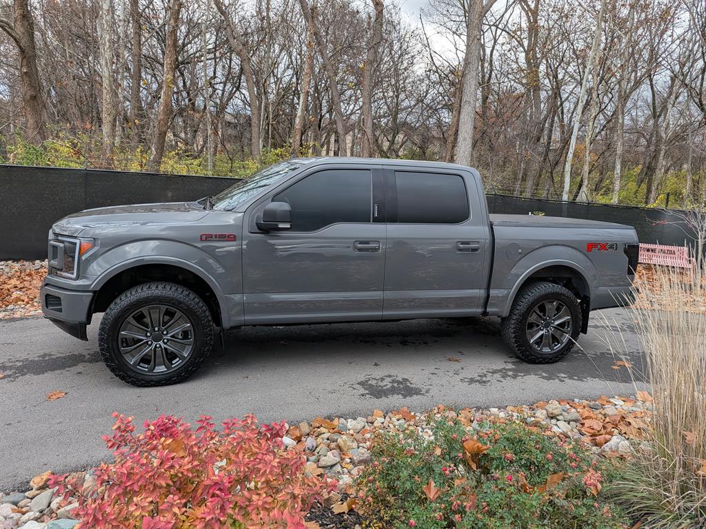 2018 Ford F-150 photo 2