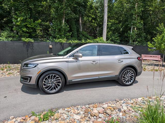 Used 2019 Lincoln Nautilus Reserve with VIN 2LMPJ8LP5KBL22637 for sale in Kansas City