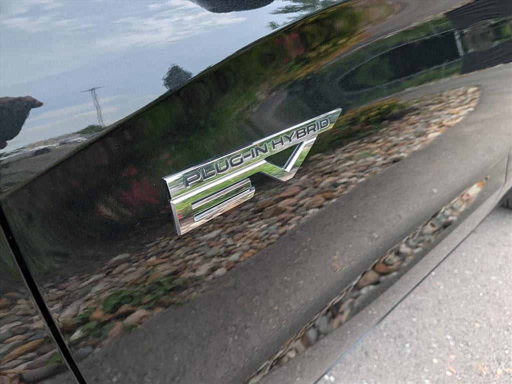 2024 Mitsubishi Outlander Plug-in Hybrid SEL - Photo 10