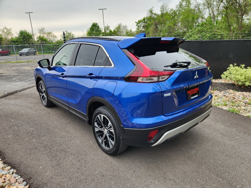 2022 Mitsubishi Eclipse Cross SE photo 4