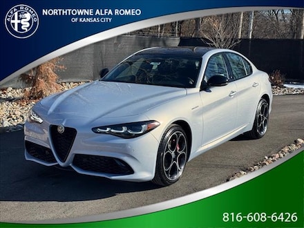 2025 Alfa Romeo Giulia AWD Sedan