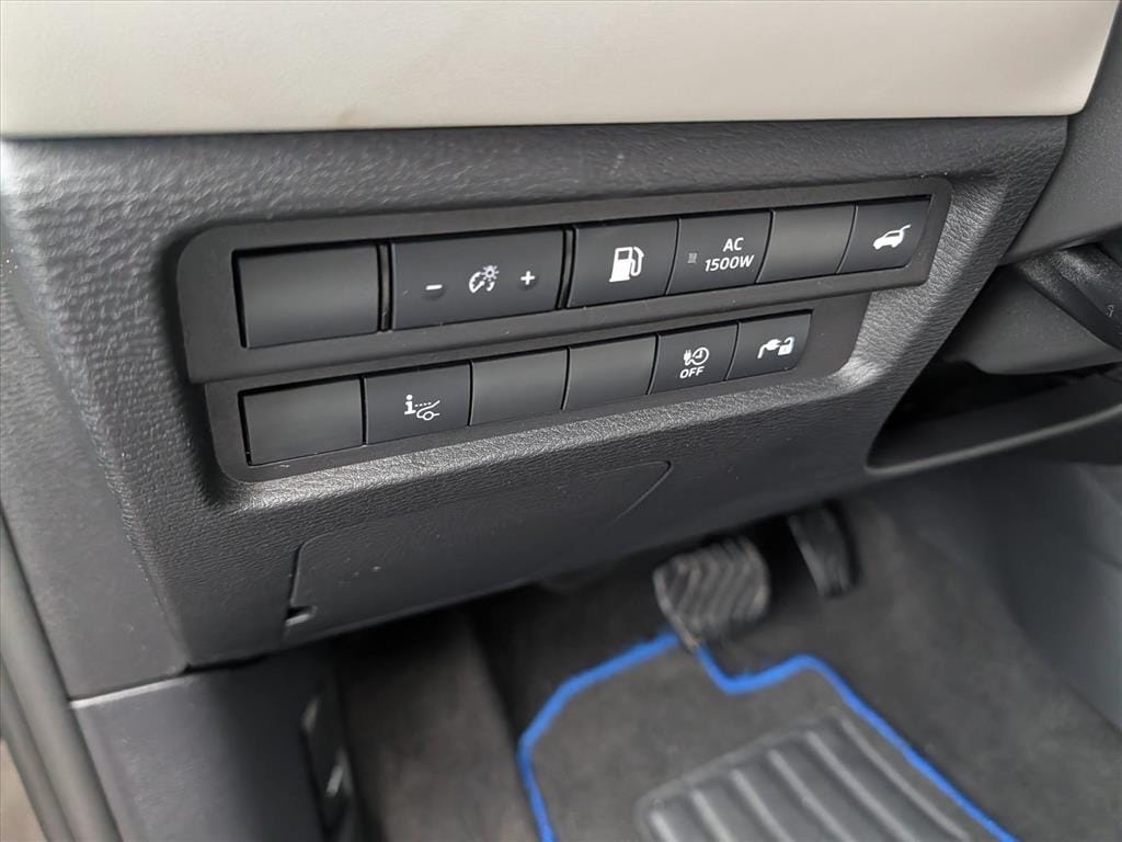 2024 Mitsubishi Outlander Plug-in Hybrid SEL - Photo 36