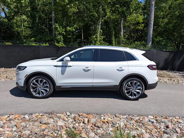 Used 2022 Lincoln Nautilus Reserve with VIN 2LMPJ8K98NBL22705 for sale in Kansas City