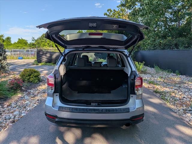 2017 Subaru Forester Limited - Photo 18