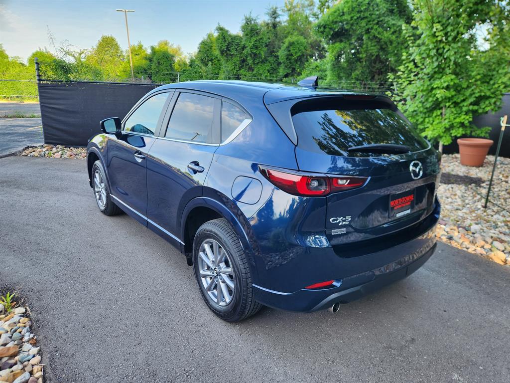 2024 Mazda CX-5 2.5 S Preferred photo 3