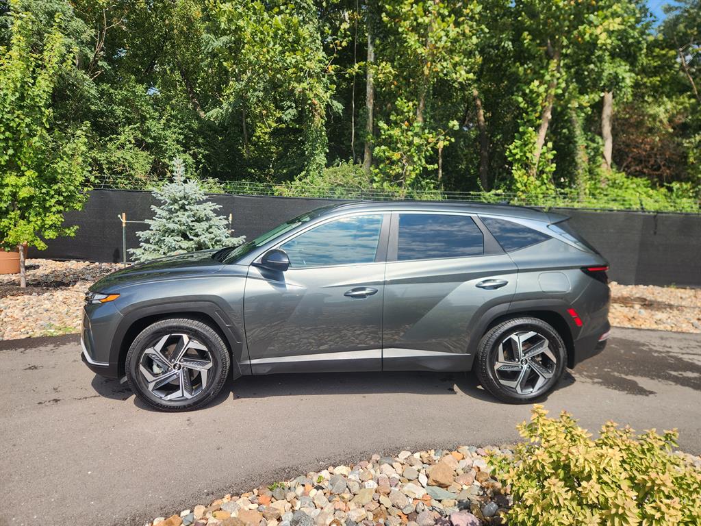 2022 Hyundai Tucson SEL Convenience photo 2