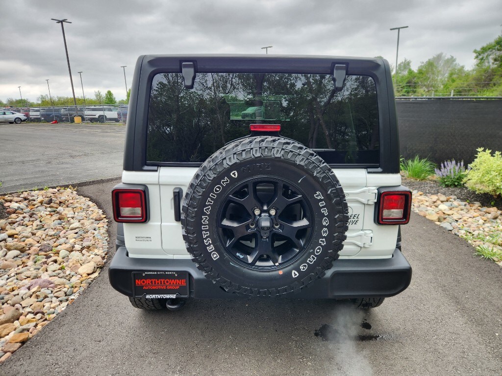 2021 Jeep Wrangler Unlimited Sport photo 4