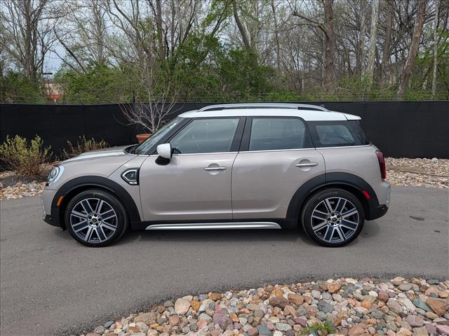 Used 2022 MINI Countryman S with VIN WMZ53BR05N3N53325 for sale in Kansas City