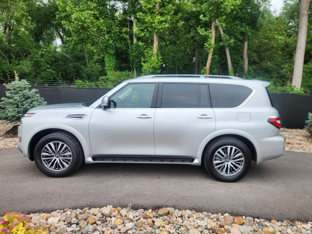 Used 2023 Nissan Armada SL with VIN JN8AY2BDXP9692156 for sale in Kansas City