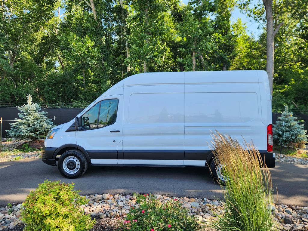 Used 2023 Ford Transit Van Base with VIN 1FTBR1X83PKA13209 for sale in Kansas City