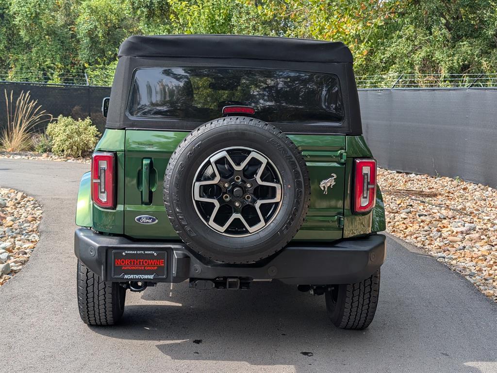 2023 Ford Bronco Outer Banks photo 4