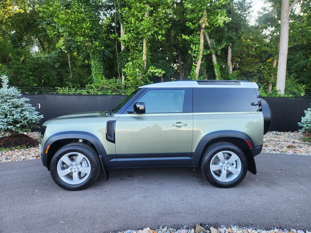 Used 2021 Land Rover Defender First Edition with VIN SALEV6RU3M2049888 for sale in Kansas City