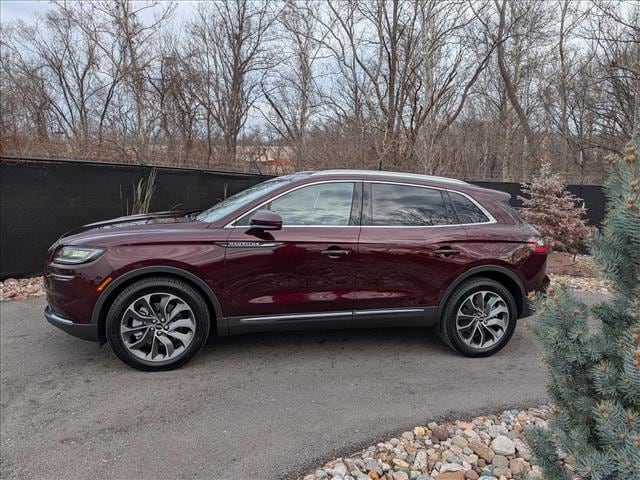 Used 2022 Lincoln Nautilus Reserve with VIN 2LMPJ8K98NBL27323 for sale in Kansas City