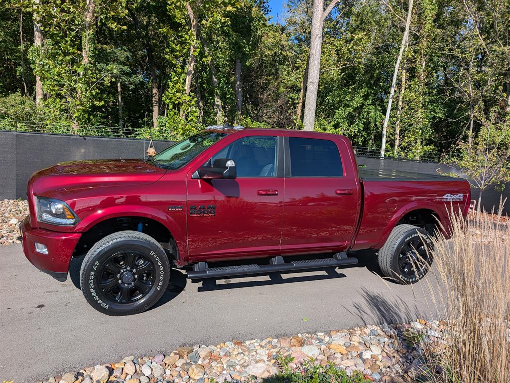 2017 Ram 2500 Laramie photo 2