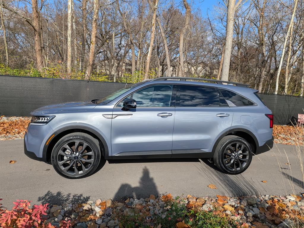 2022 Kia Sorento X-Line EX photo 2