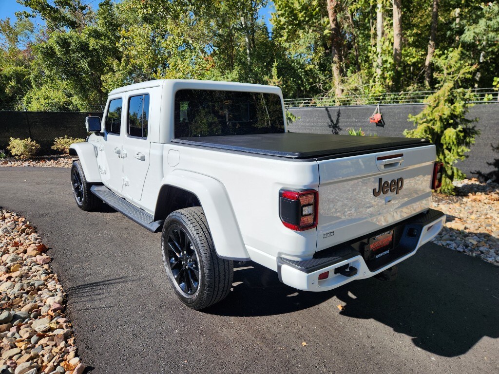 2022 Jeep Gladiator Overland photo 3
