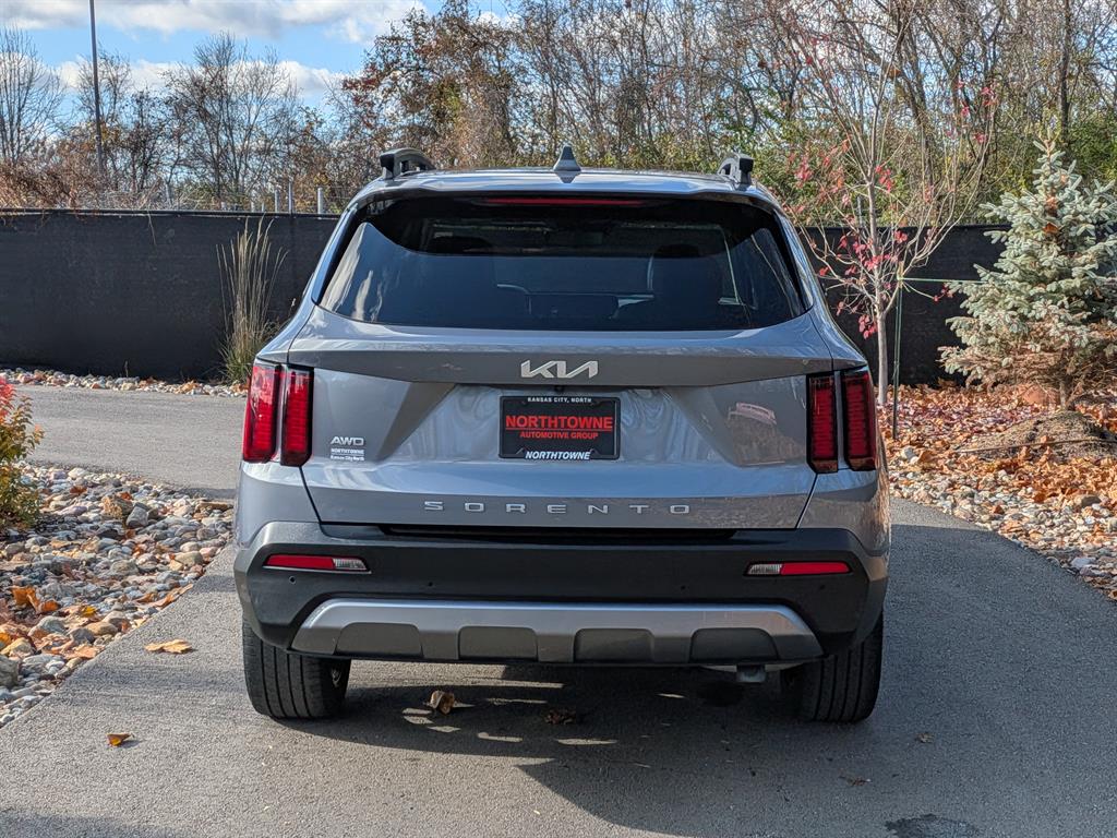 2022 Kia Sorento X-Line EX photo 4