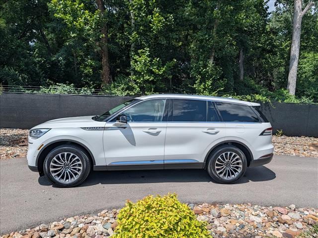 Used 2023 Lincoln Aviator Reserve with VIN 5LM5J7XC9PGL19919 for sale in Kansas City