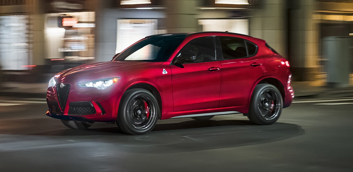 Alfa%20Romeo%20stelvio%202.jpg