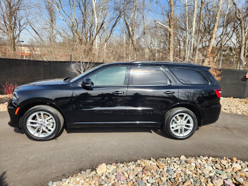Used 2024 Dodge Durango GT with VIN 1C4RDJDG4RC138113 for sale in Kansas City