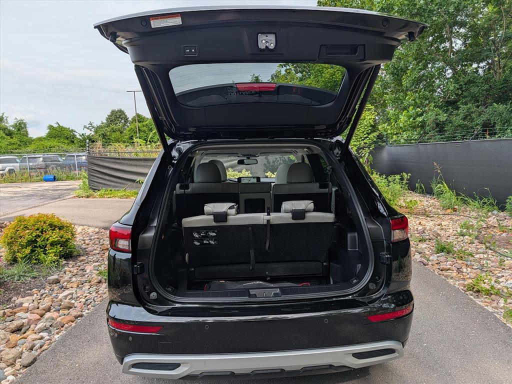 2024 Mitsubishi Outlander Plug-in Hybrid SEL - Photo 25