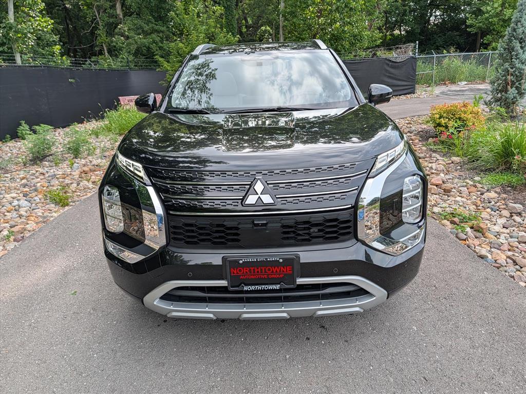 2024 Mitsubishi Outlander Plug-in Hybrid SEL - Photo 8