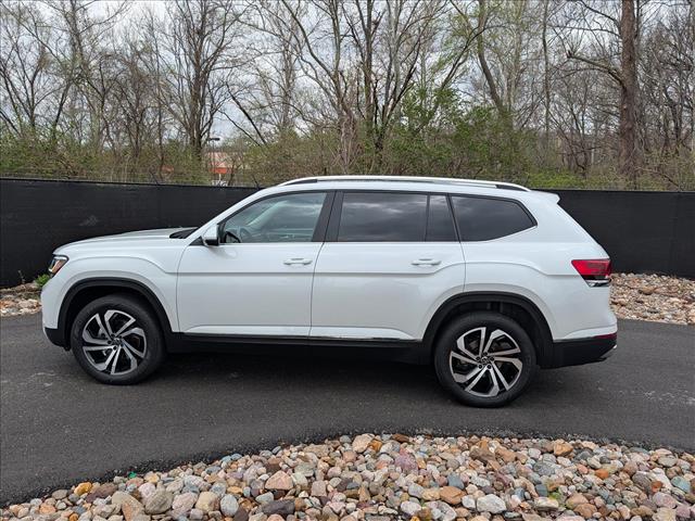 Used 2023 Volkswagen Atlas SEL with VIN 1V2BR2CA1PC536185 for sale in Kansas City