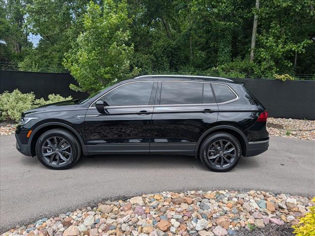 Used 2023 Volkswagen Tiguan SE with VIN 3VV3B7AX5PM096843 for sale in Kansas City