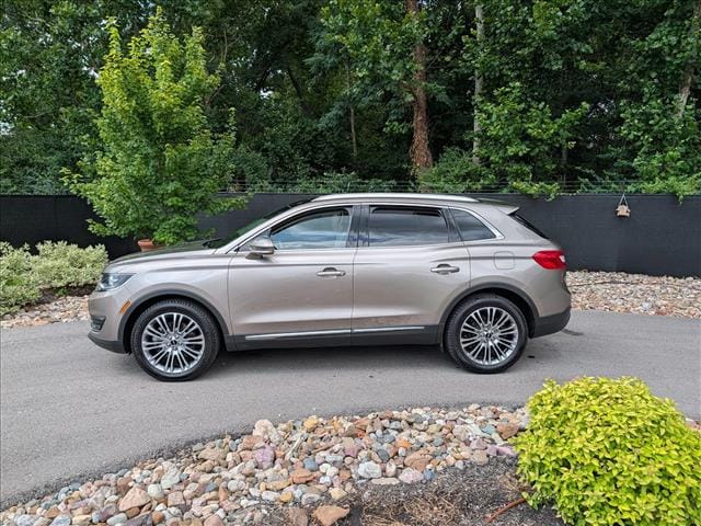 Used 2018 Lincoln MKX Reserve with VIN 2LMPJ8LR3JBL20644 for sale in Kansas City