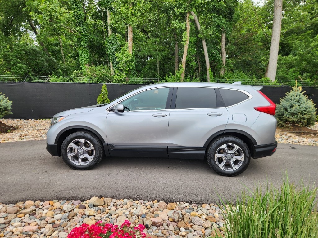 Used 2018 Honda CR-V EX-L with VIN 7FARW2H85JE089499 for sale in Kansas City