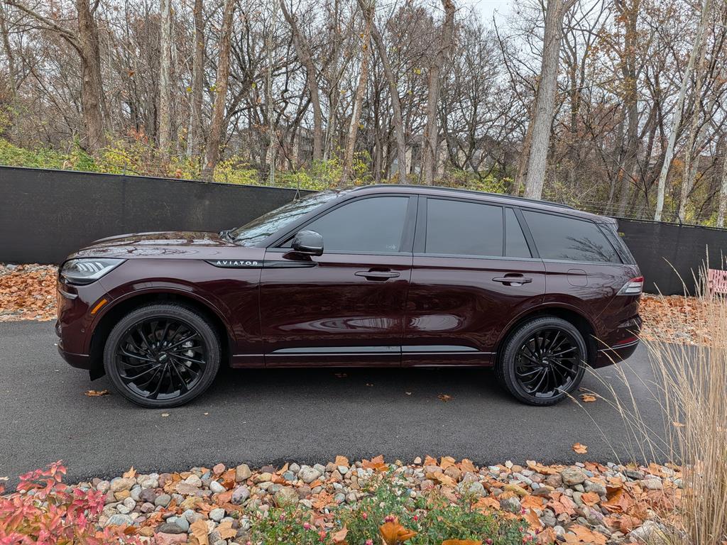Used 2023 Lincoln Aviator Reserve with VIN 5LM5J7XC2PGL09104 for sale in Kansas City