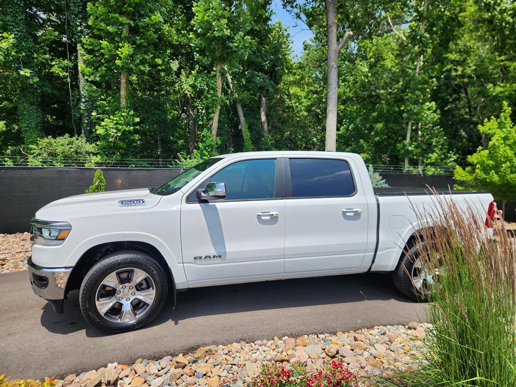 Used 2022 RAM Ram 1500 Pickup Laramie with VIN 1C6SRFJTXNN311009 for sale in Kansas City