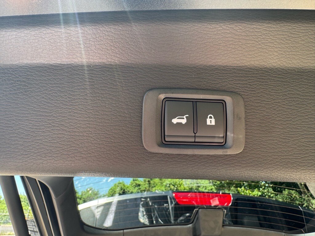 2025 Mitsubishi Outlander SEL Platinum Edition - Photo 19