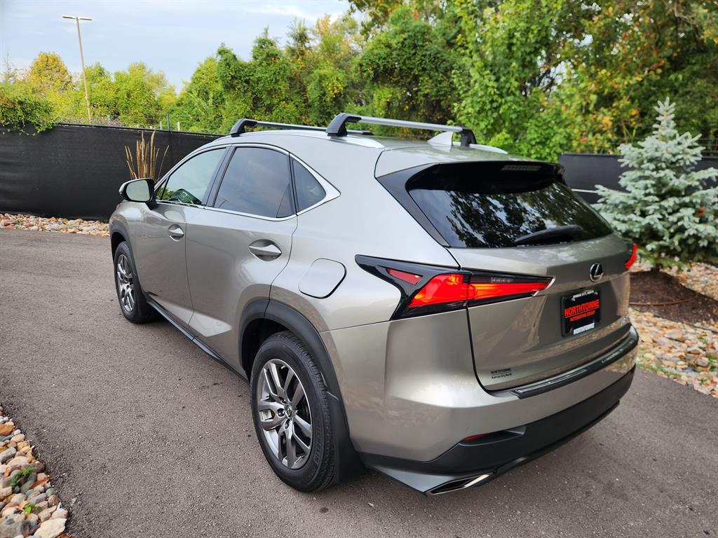 2021 Lexus NX 300 photo 3