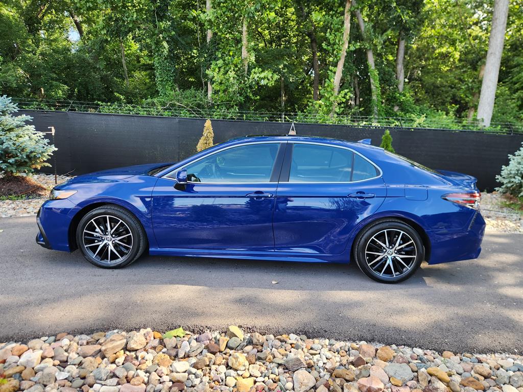 Used 2023 Toyota Camry SE with VIN 4T1G11BK3PU087701 for sale in Kansas City