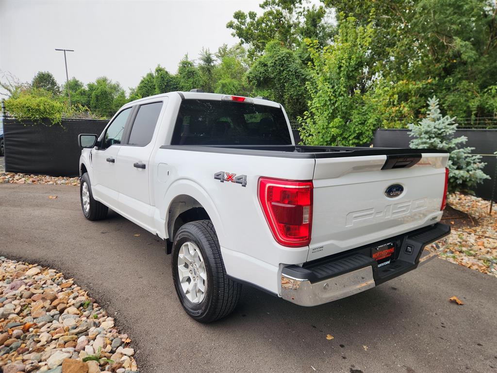 2023 Ford F-150 XLT photo 2