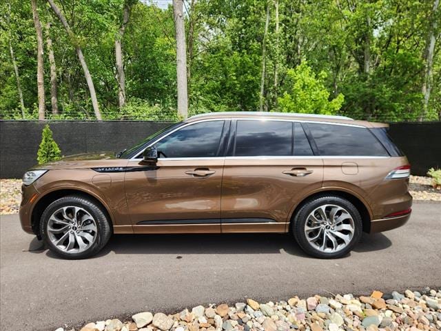 Used 2022 Lincoln Aviator Grand Touring with VIN 5LMYJ8XYXNNL00285 for sale in Kansas City